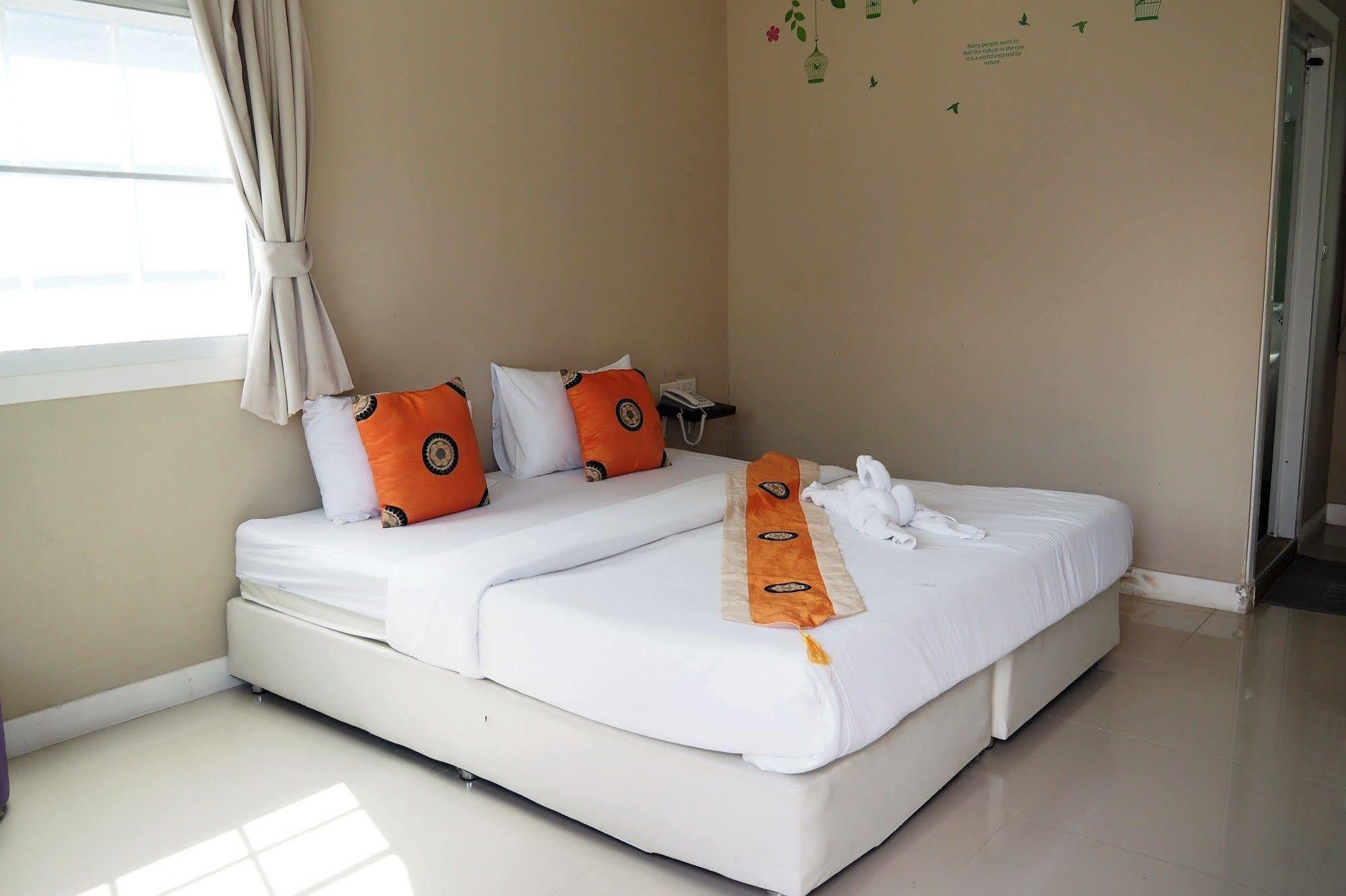 Tonrak Resort Ban Ongkharak Екстериор снимка